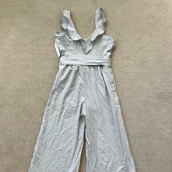 NWT Women’s Grey Striped Jumpsuit, Size Small - Picture 5 of 9